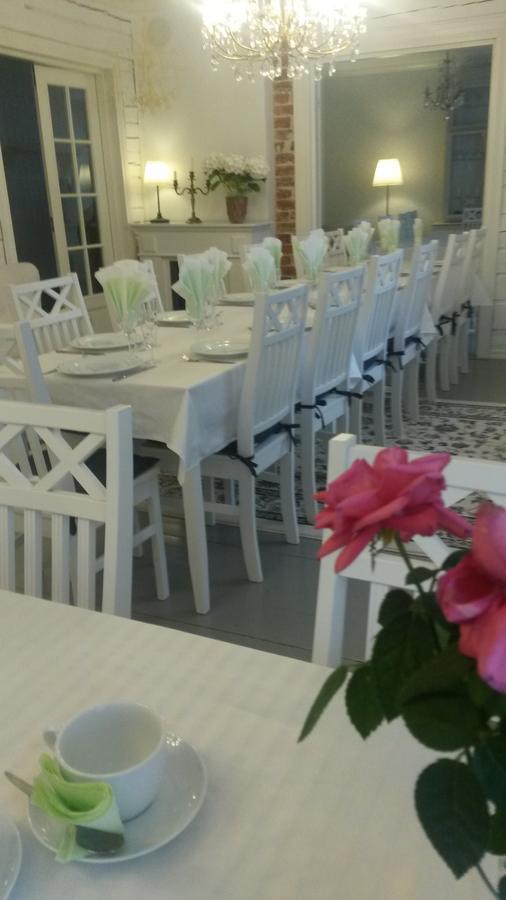 Kyykerin Kartano Acomodação com café da manhã Outokumpu Exterior foto